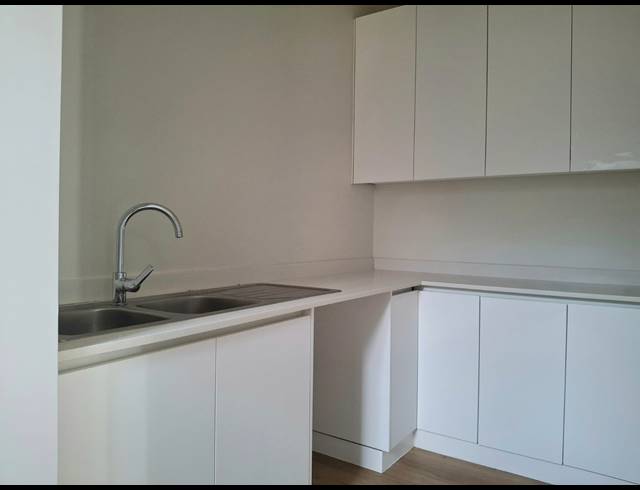 2 BEDROOM TOWNHOUSE FOR SALE IN SALT ROCK